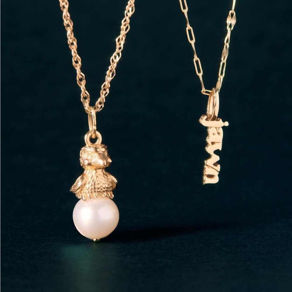Catbird Philadelphia City Charm — Eagle on Pearl
